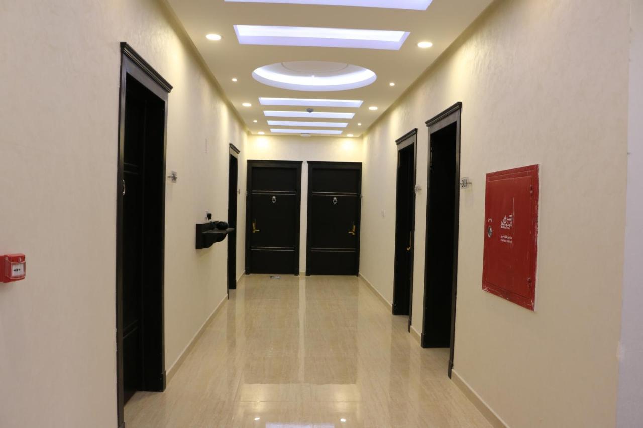 Ejaz Hotel Apartments Рияд Екстериор снимка