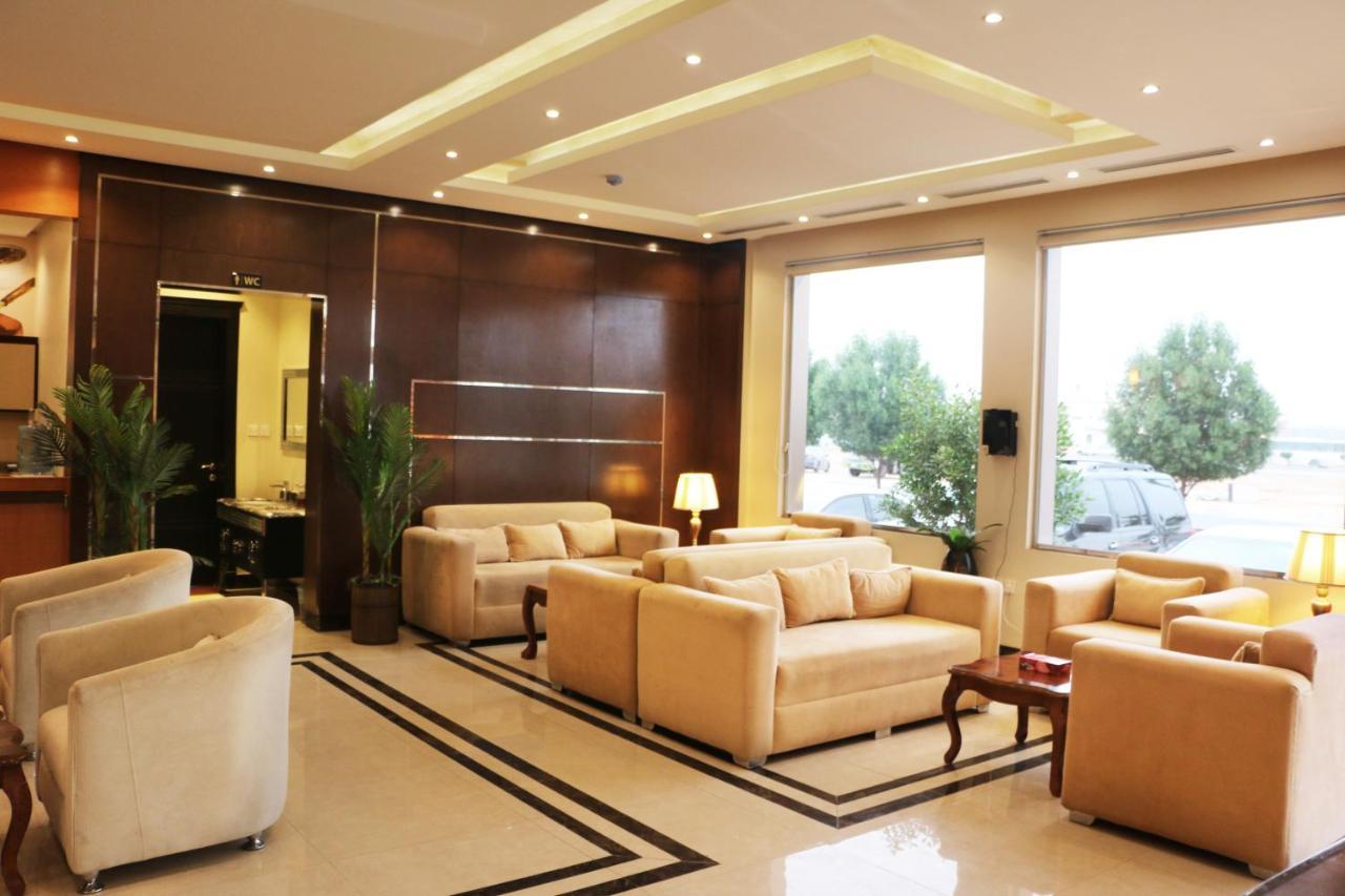 Ejaz Hotel Apartments Рияд Екстериор снимка