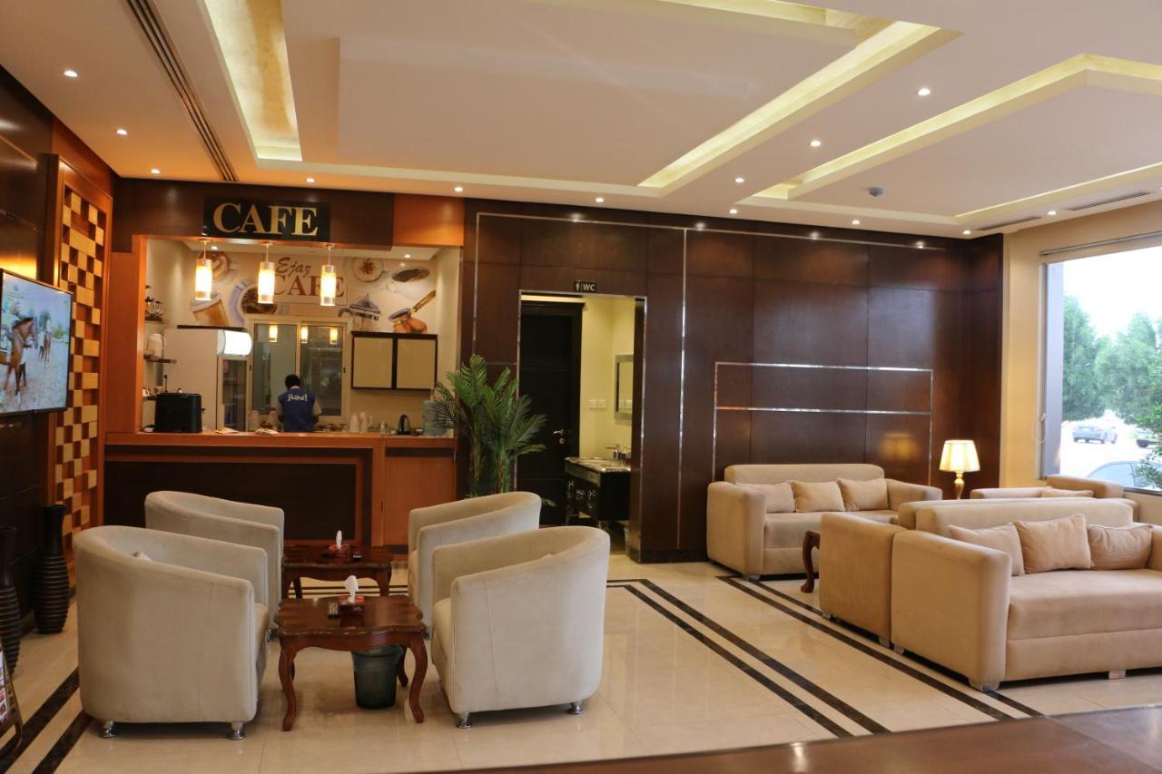 Ejaz Hotel Apartments Рияд Екстериор снимка