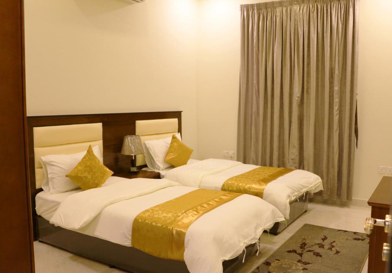 Ejaz Hotel Apartments Рияд Екстериор снимка